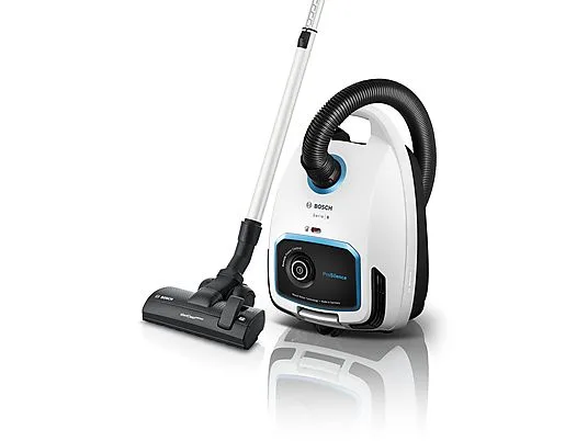 картинка Пылесос Bosch BGL6TSIL 700W, белый / черный от магазина Одежда+