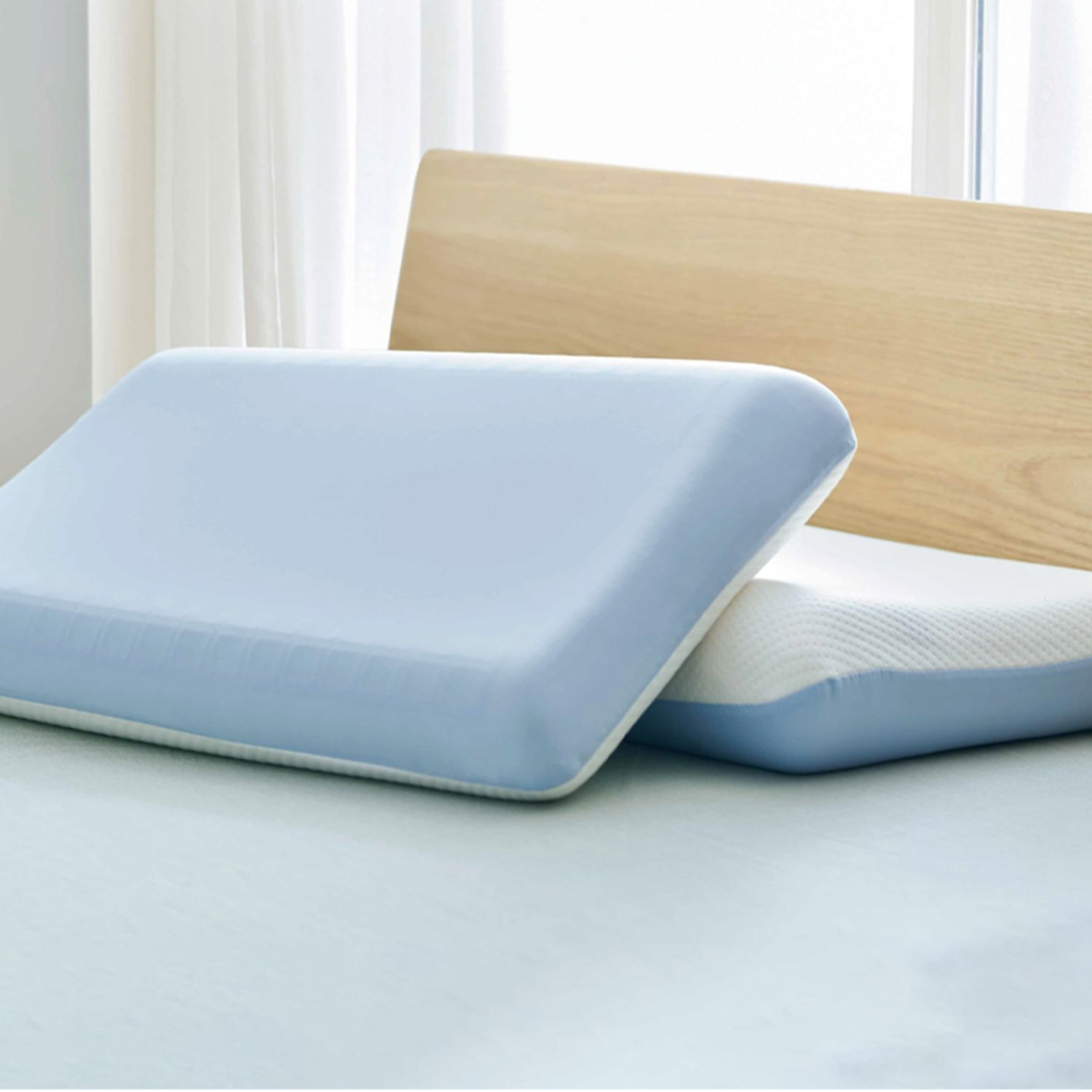 картинка Подушка Memory Foam MUJI, синий белый от магазина Одежда+