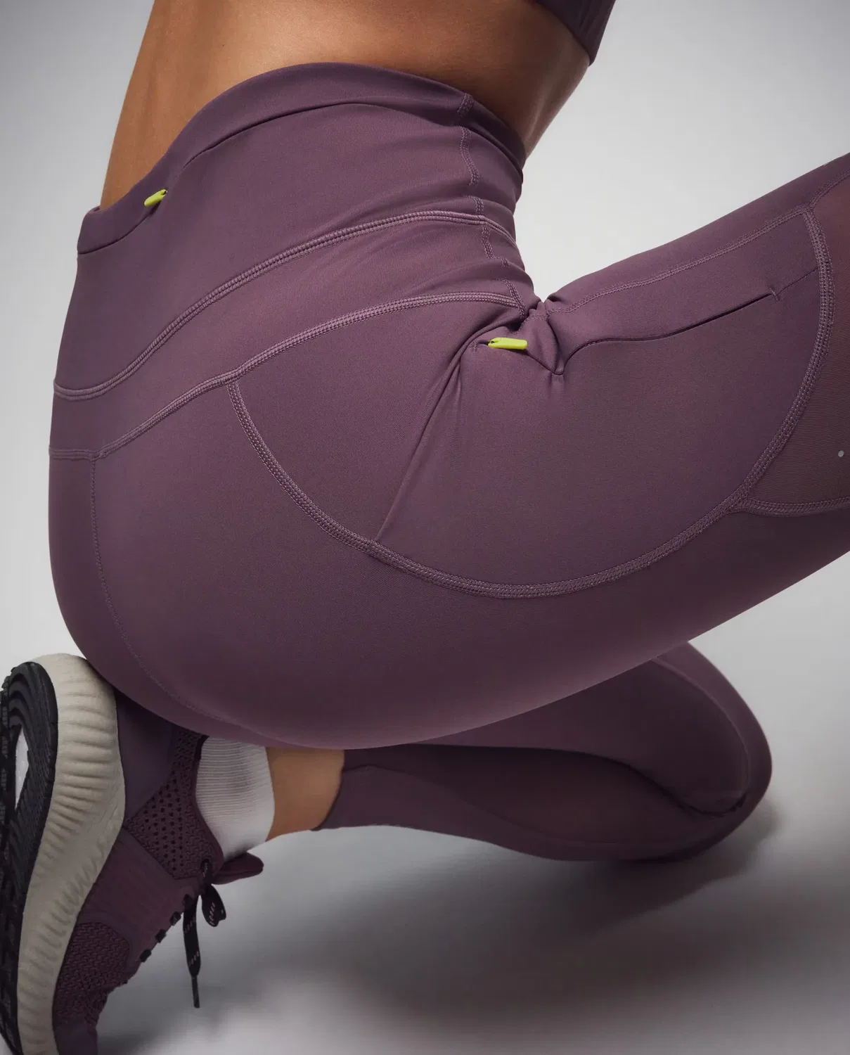 картинка Женская беговая майка из эластана Boomerang, Purpura от магазина Одежда+