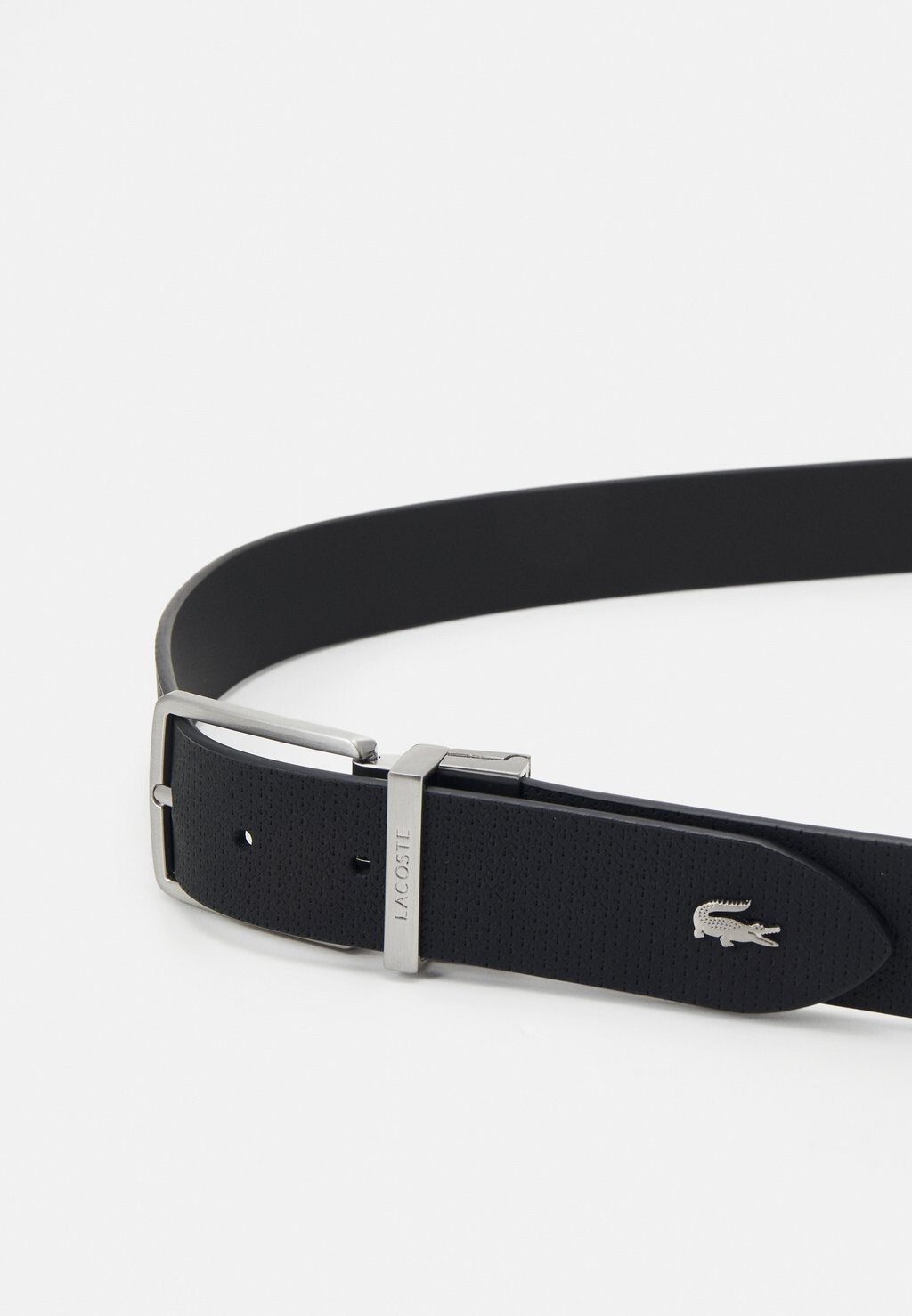 картинка Кожаный ремень Lacoste Noir от магазина Одежда+