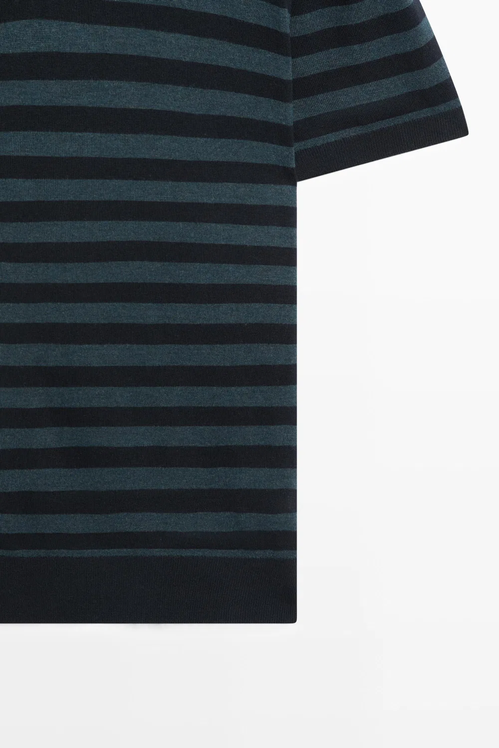 картинка Свитер-поло Massimo Dutti Contrast Striped Knit, индиго от магазина Одежда+
