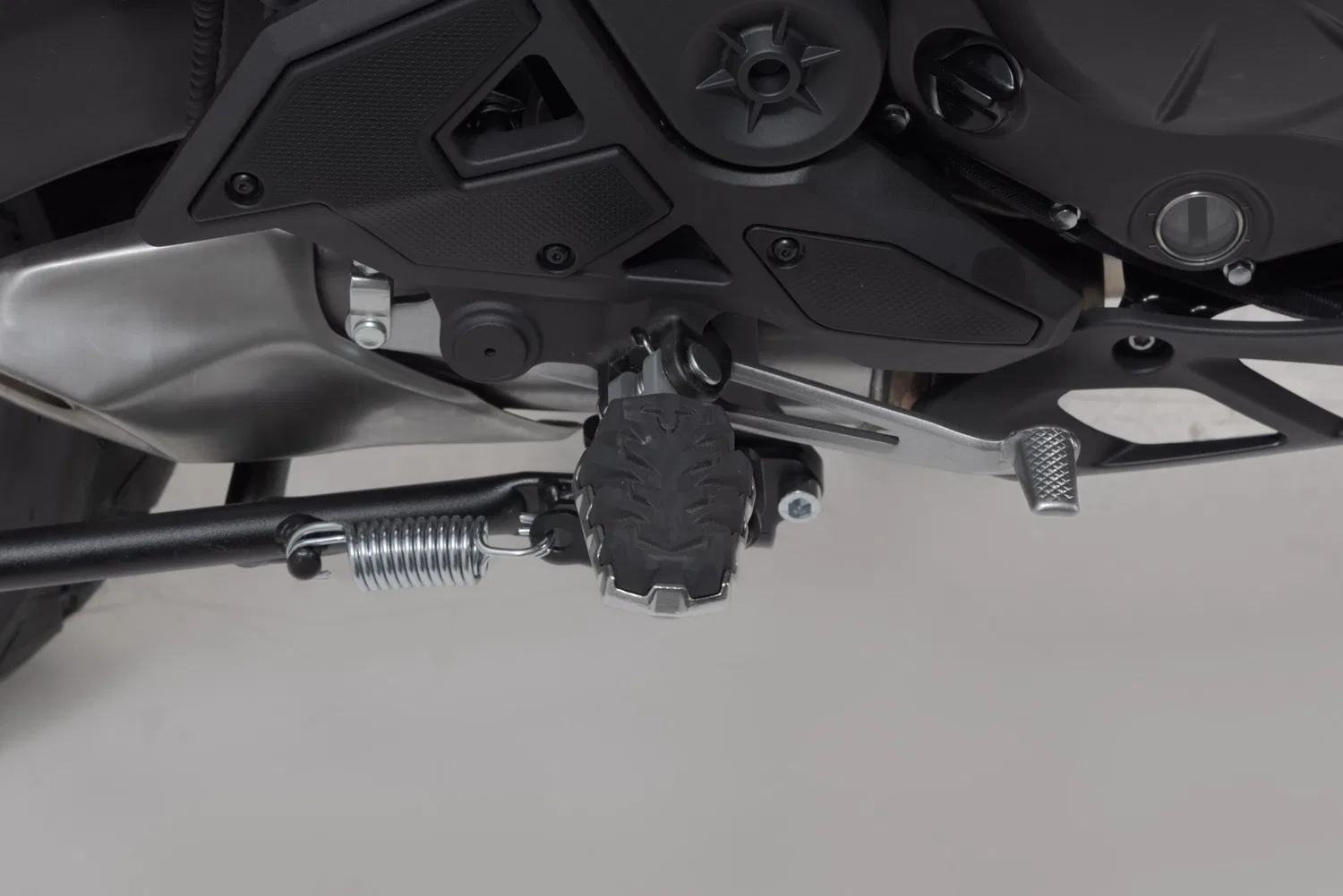 картинка Подножки EVO SW-Motech для Kawasaki от магазина Одежда+