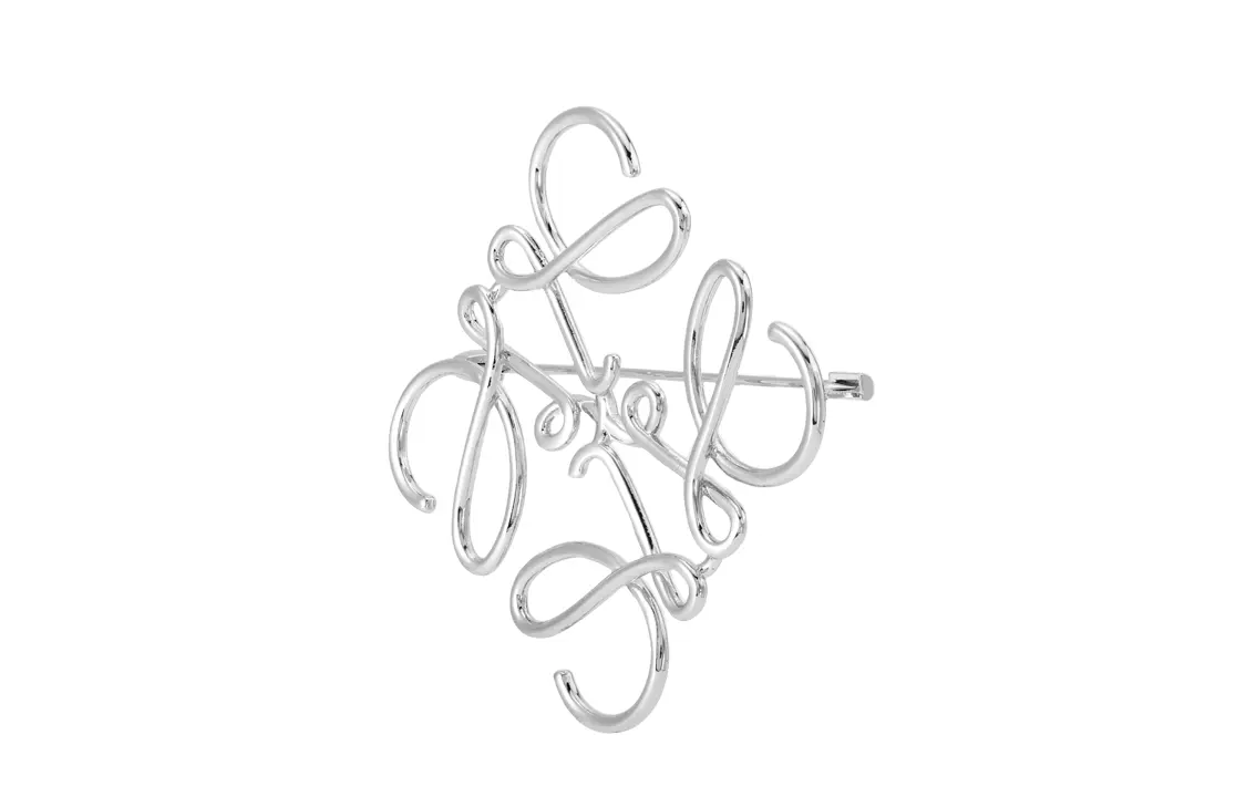 картинка LOEWE Броши из латуни унисекс silver от магазина Одежда+