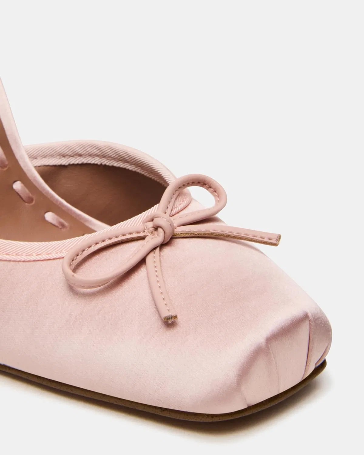 картинка Туфли-лодочки Steve Madden, розовый атлас от магазина Одежда+