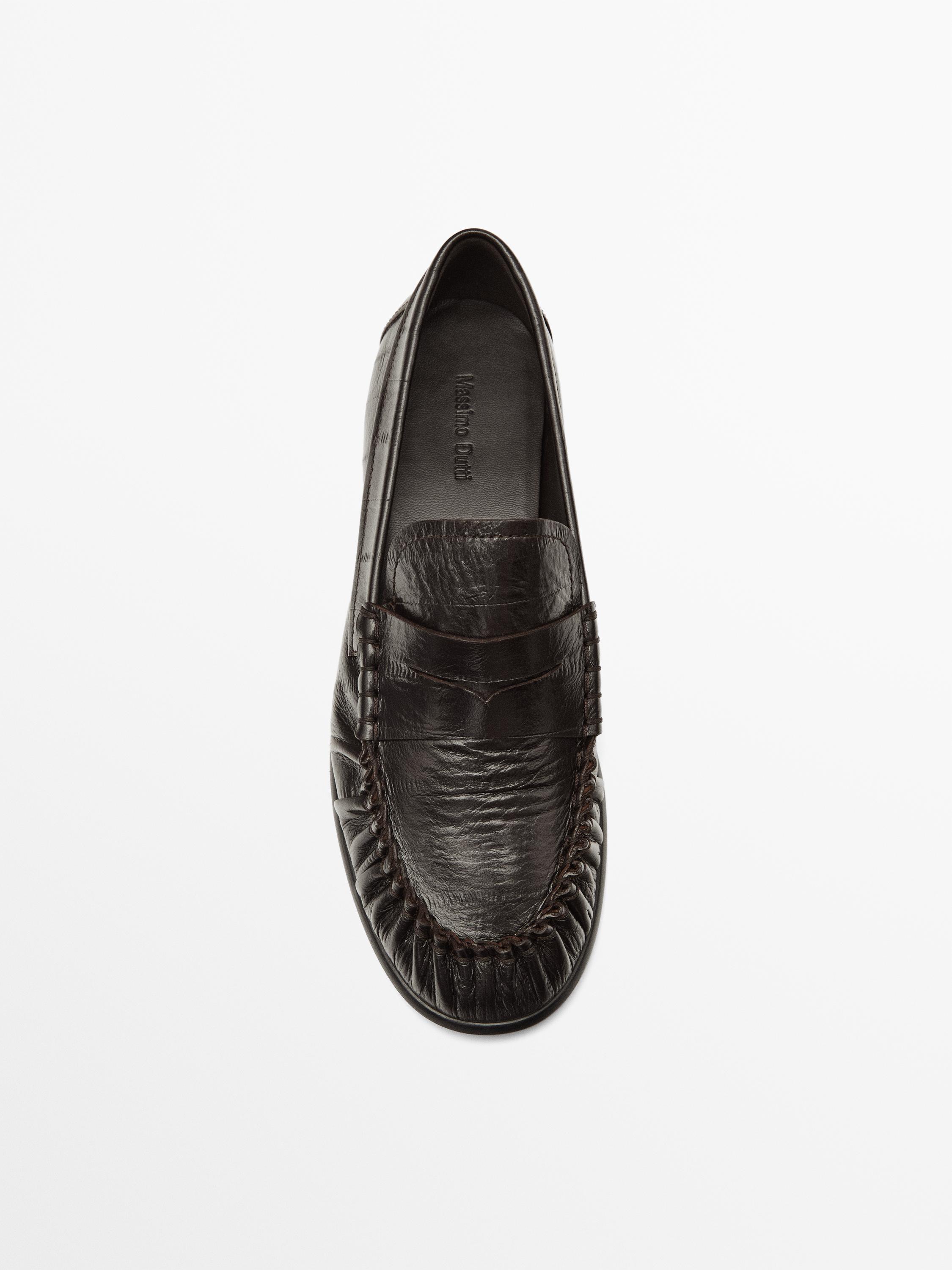 картинка Лоферы женские Massimo Dutti Embossed Leather, коричневый от магазина Одежда+