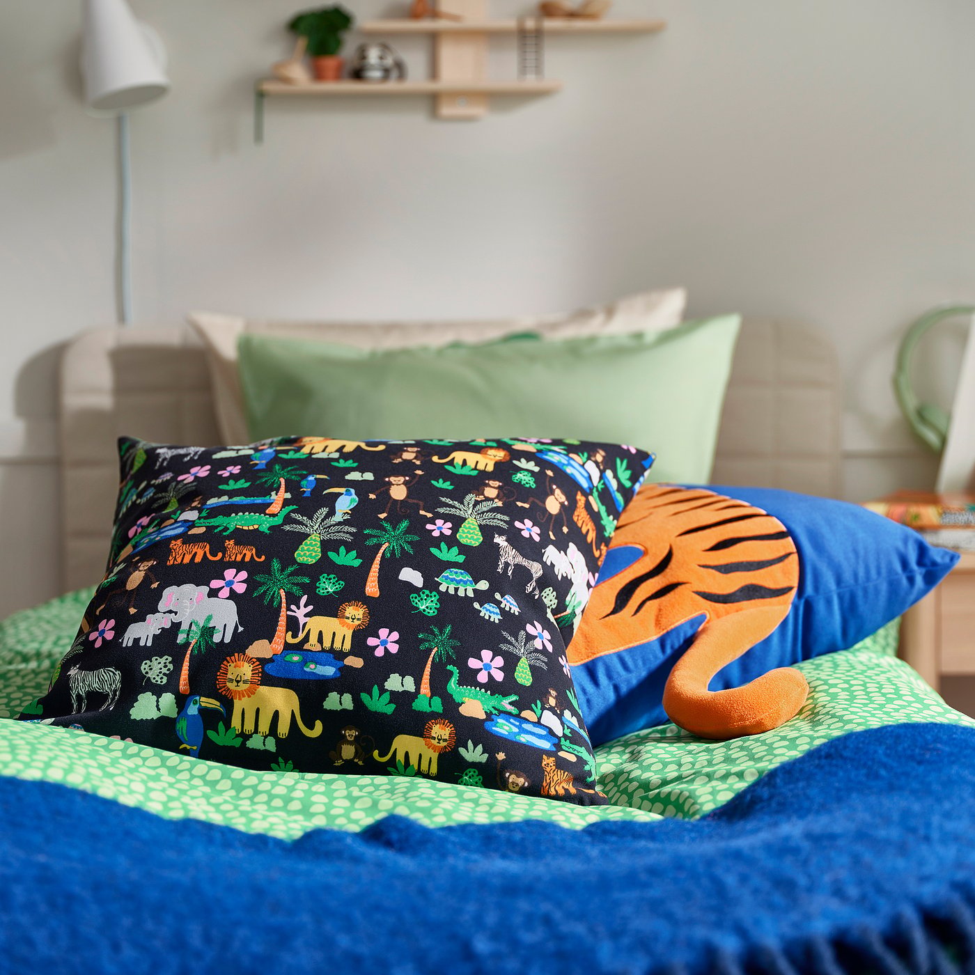 картинка Наволочка, разноцветная/джунгли, 50х50 см Natthäger IKEA от магазина Одежда+