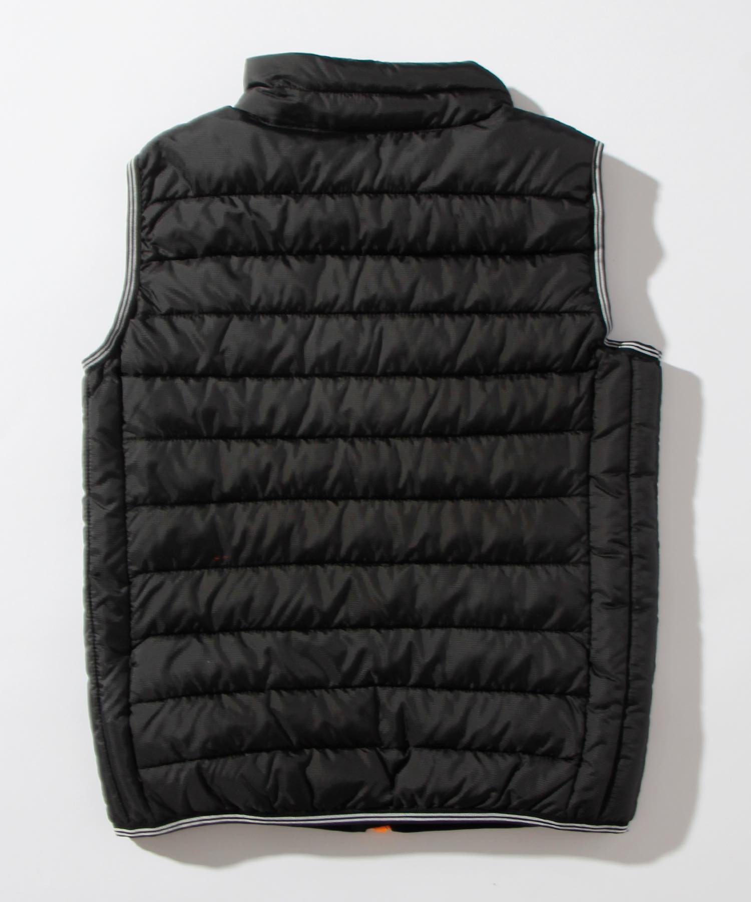 картинка (K) DIESEL/00J57J-KXBA4 Утепленный жилет, Black от магазина Одежда+