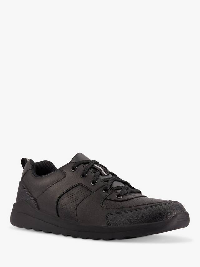 картинка Школьные туфли Clarks Daze Loop, кожаные, черные от магазина Одежда+