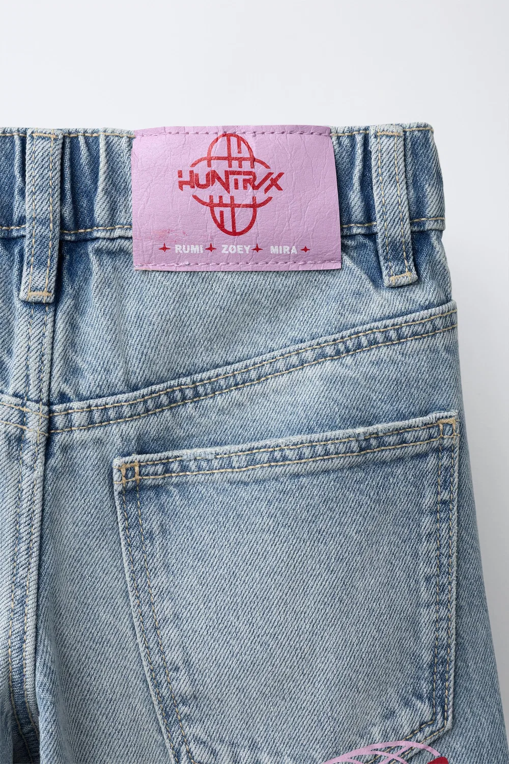 картинка KPOP DEMON HUNTERS NETFLIX Широкие джинсы ZARA, Blue от магазина Одежда+
