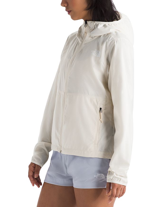 картинка Ветровка с капюшоном Cyclone The North Face, белый от магазина Одежда+