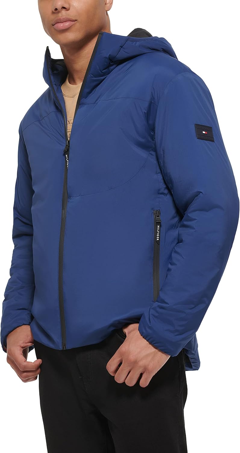 картинка Мужская куртка-дождевик Tommy Hilfiger с эластичным наполнителем, Royal Blue от магазина Одежда+