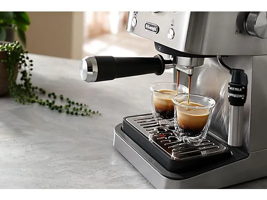 картинка Кофемашина-эспрессо DeLonghi Linea Classic, черный от магазина Одежда+