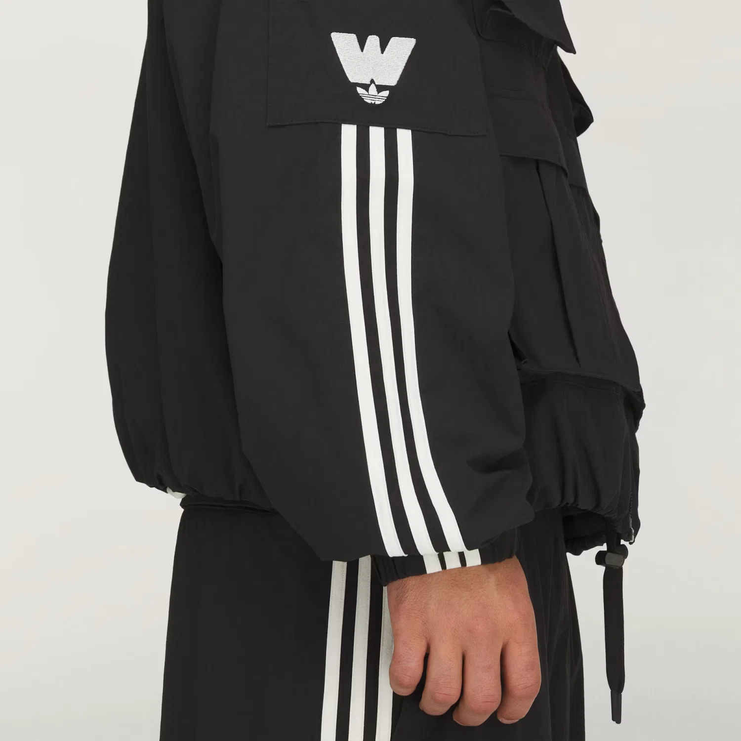 картинка Куртка Adidas Originals x Willy Chavarria Track, черный от магазина Одежда+