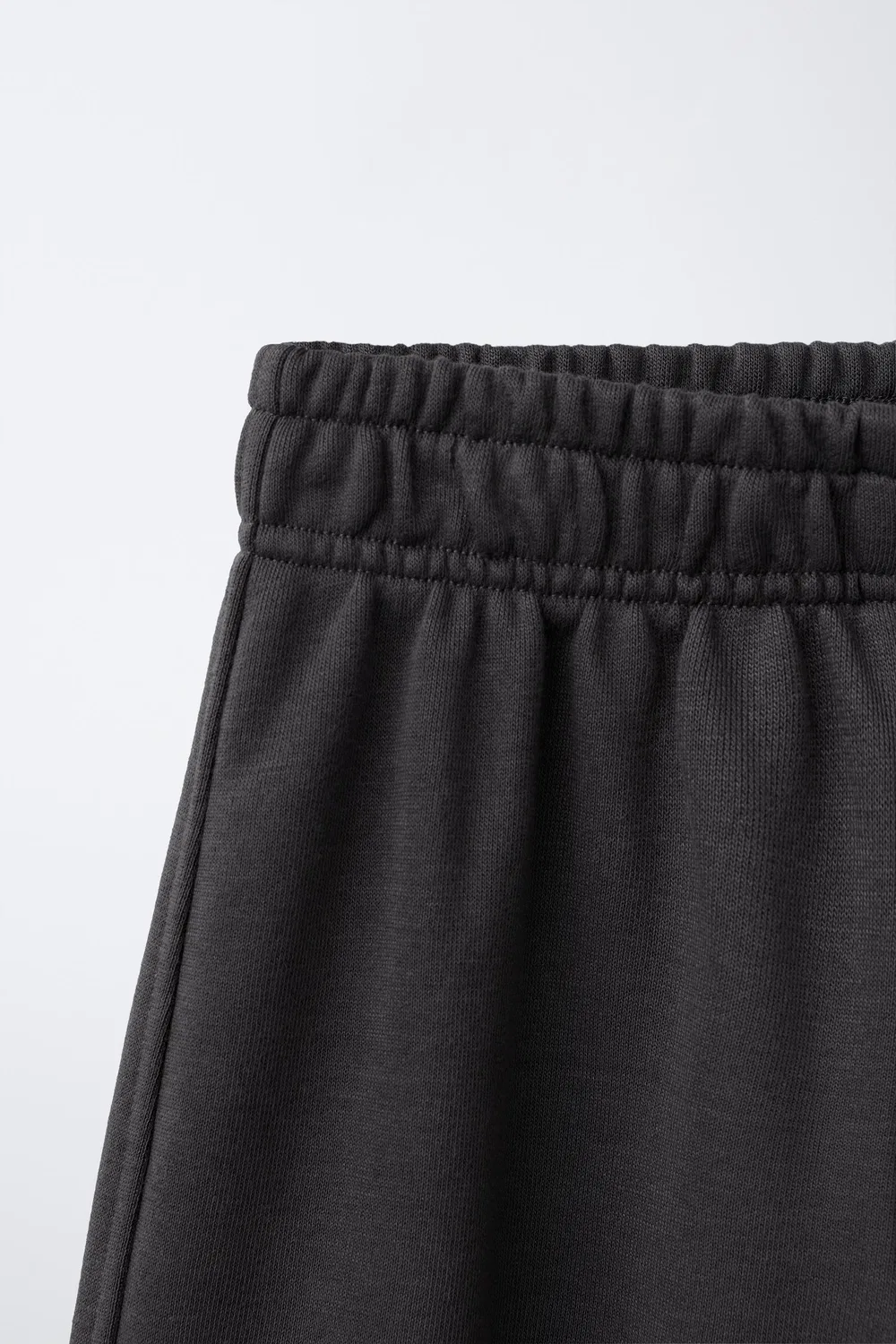 картинка Широкие брюки с принтом из плюша ZARA, Anthracite grey от магазина Одежда+