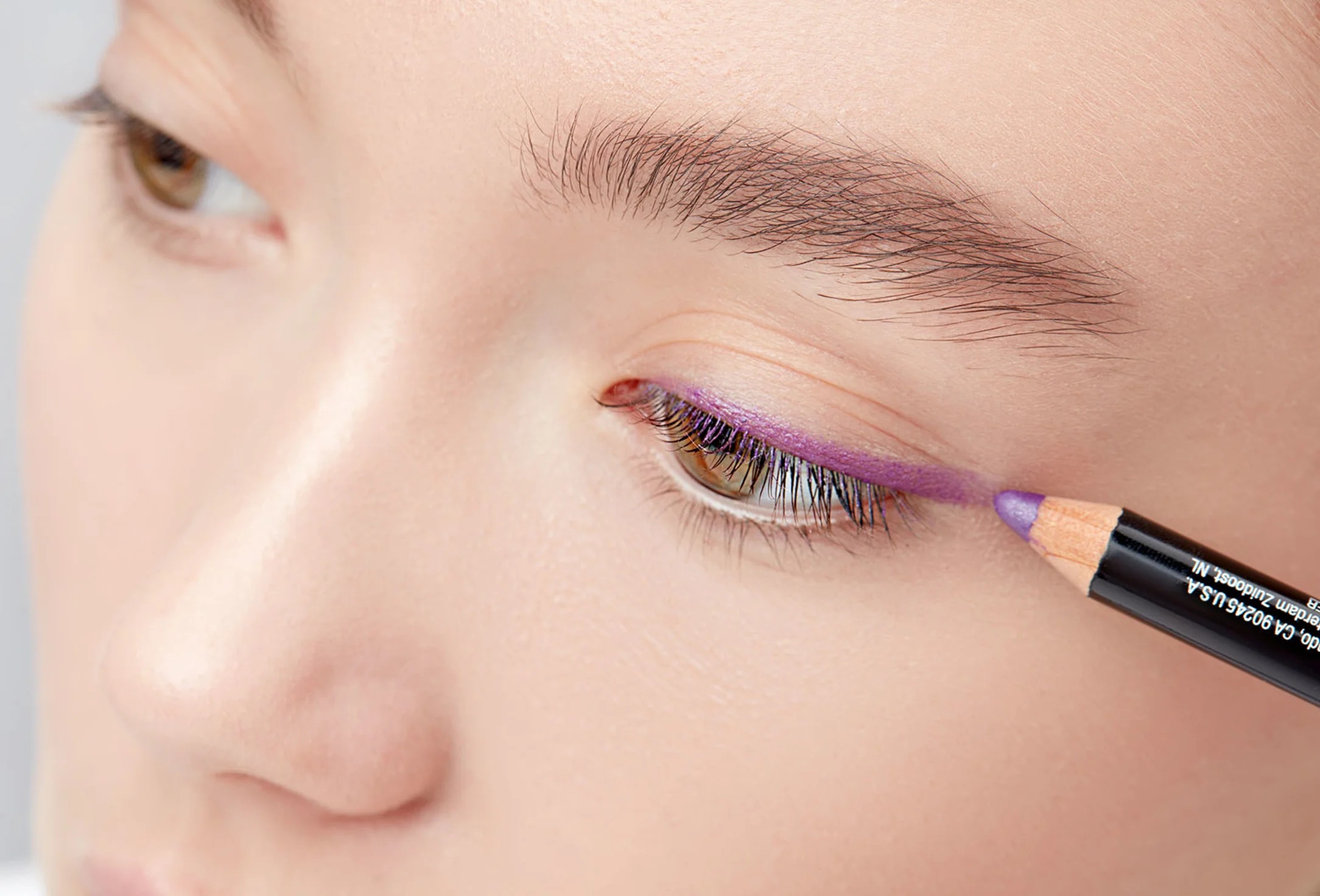 картинка Карандаш для глаз Nyx Professional Makeup Slim, purple от магазина Одежда+