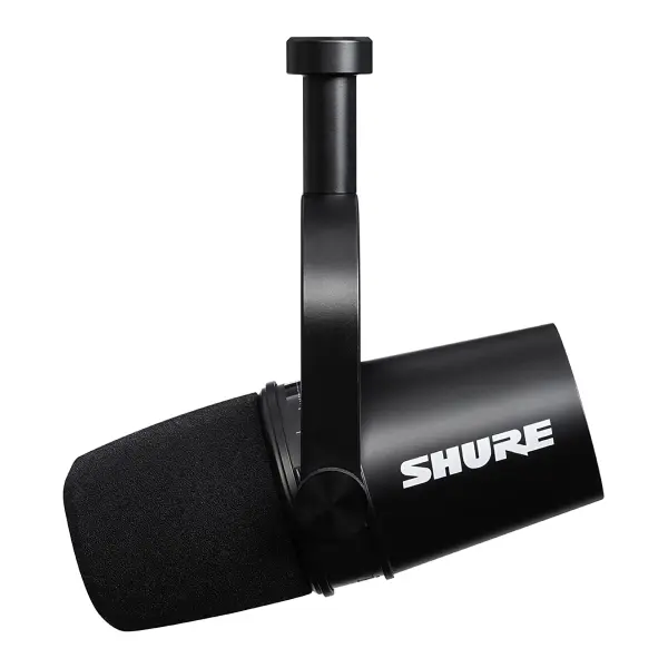 картинка Микрофон Shure MV7X, черный от магазина Одежда+