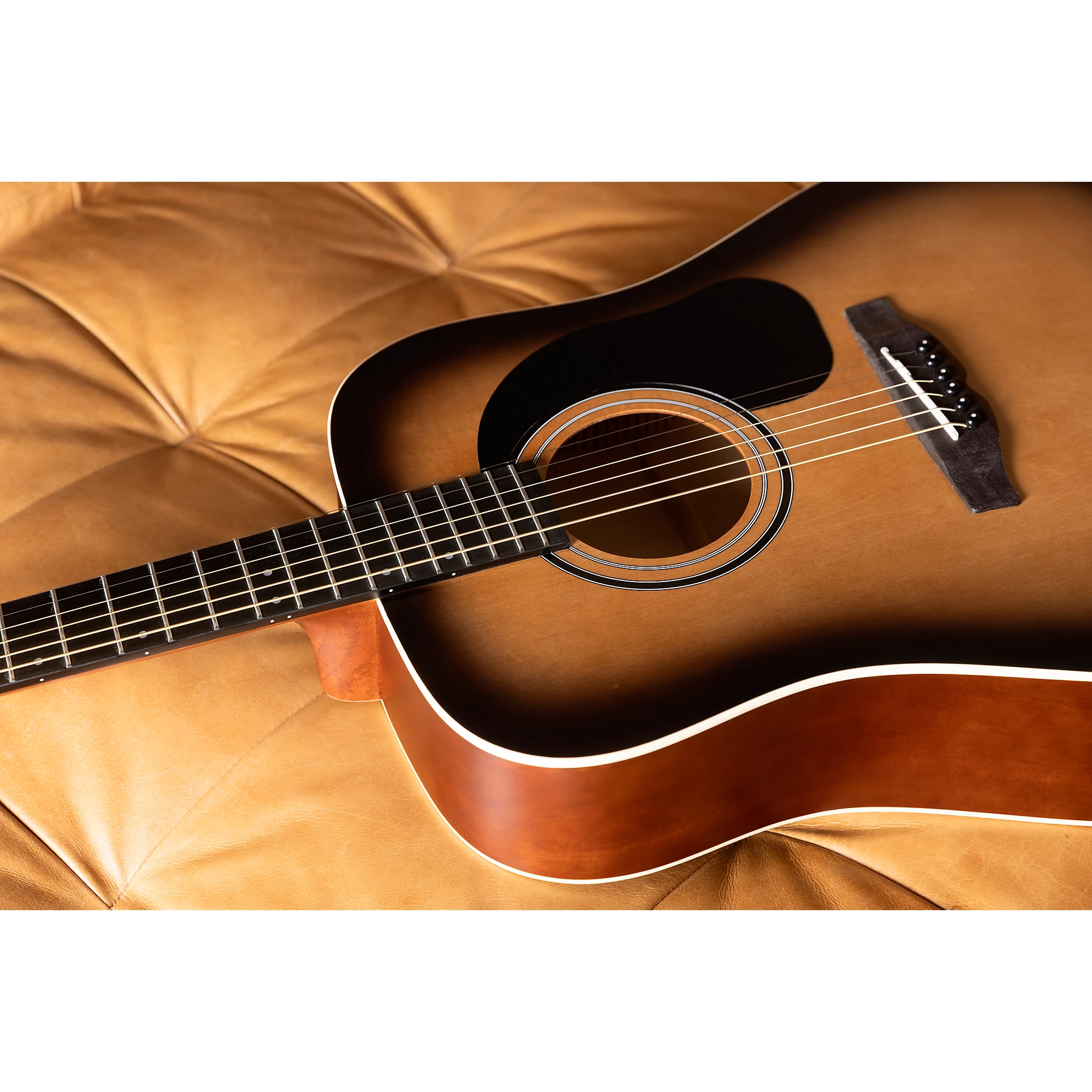 картинка Акустическая гитара Mitchell Launch D100 Dreadnought Sunburst от магазина Одежда+