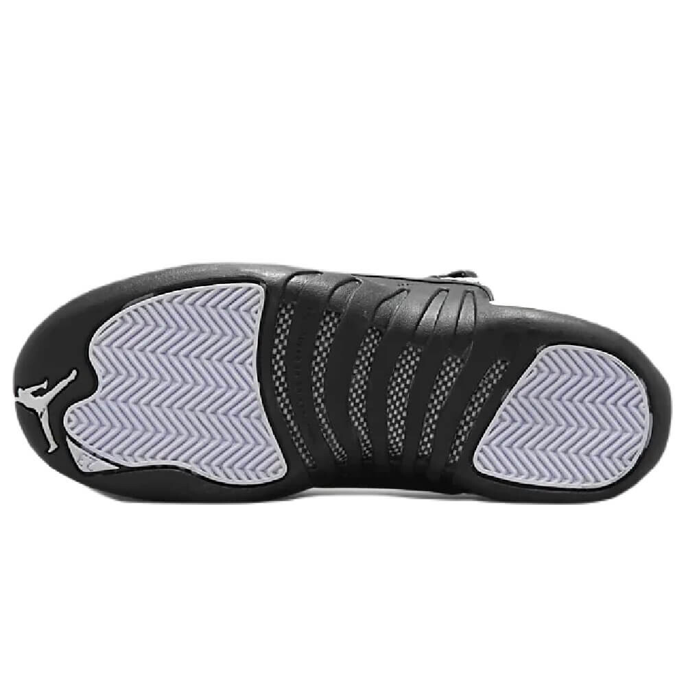 картинка Кроссовки Nike Air Jordan 12 Retro, белый/черный от магазина Одежда+