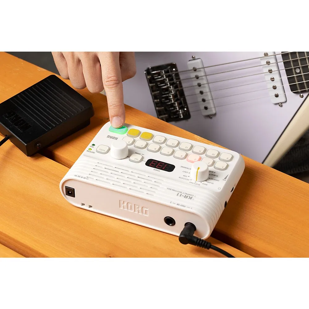 картинка KORG KR-11 Компактная ритм-машина от магазина Одежда+
