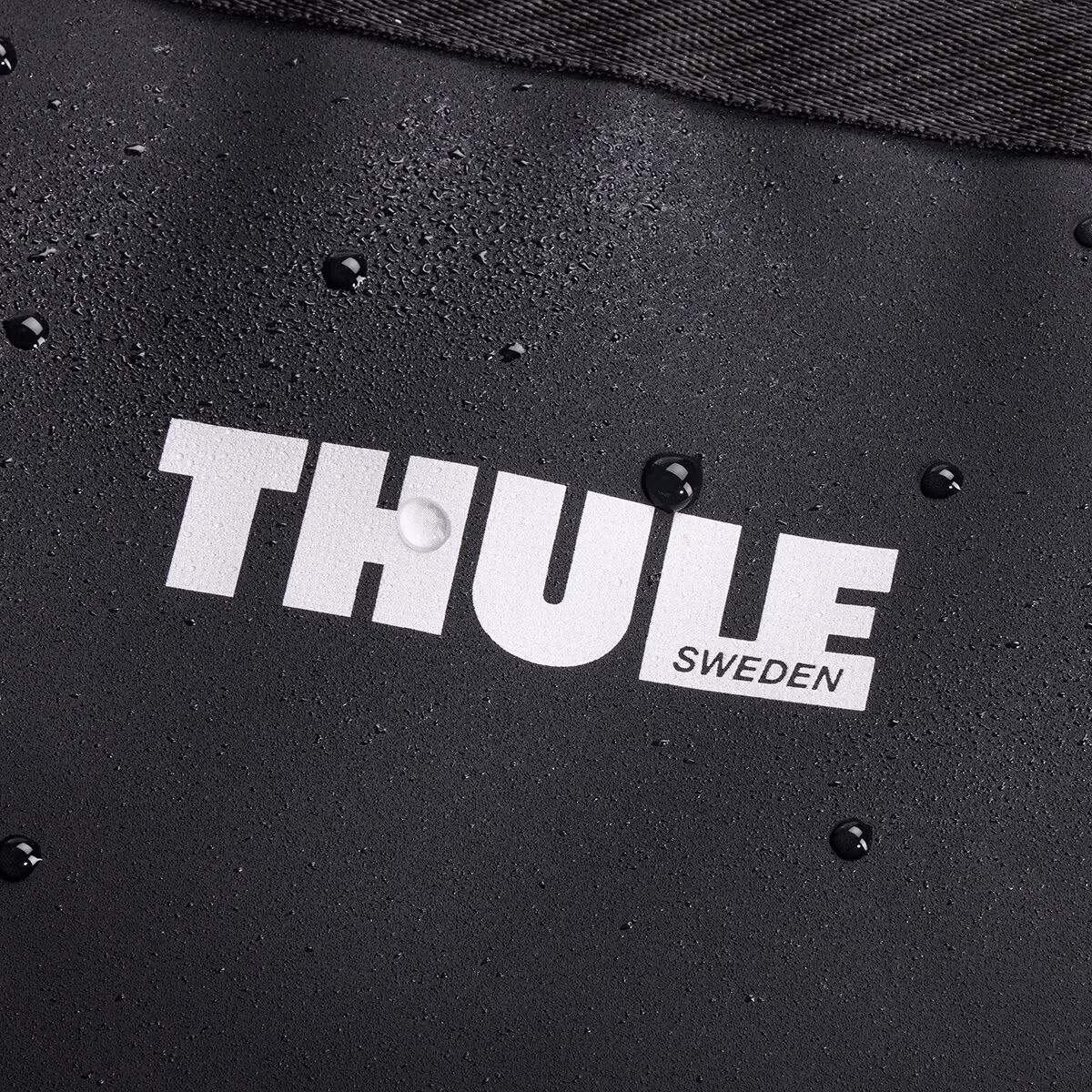 картинка Органайзер для путешествий Chasm 80L цвет Thule, черный от магазина Одежда+