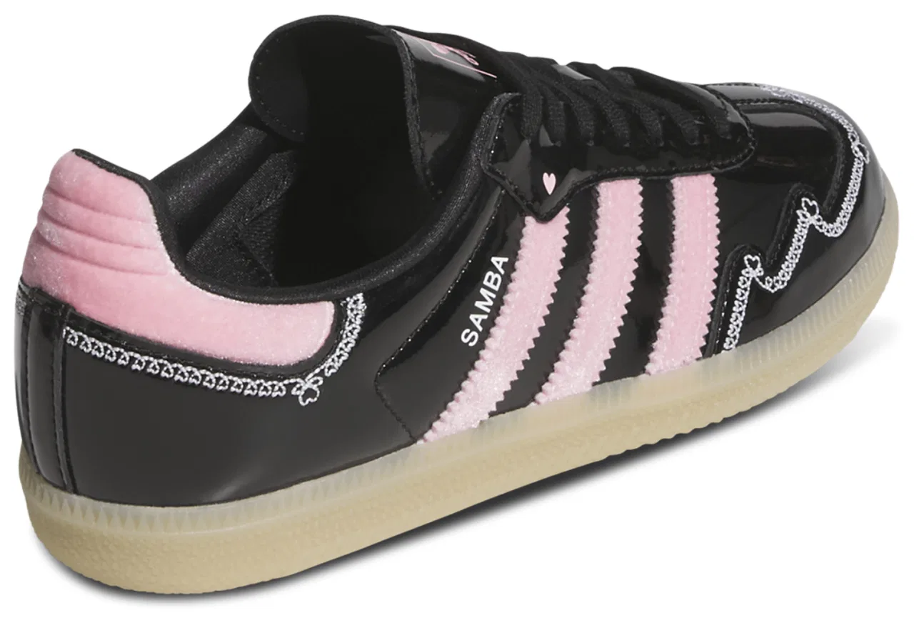 картинка Кроссовки для девочек Samba OG Adidas, цвет Black/Pink/White от магазина Одежда+