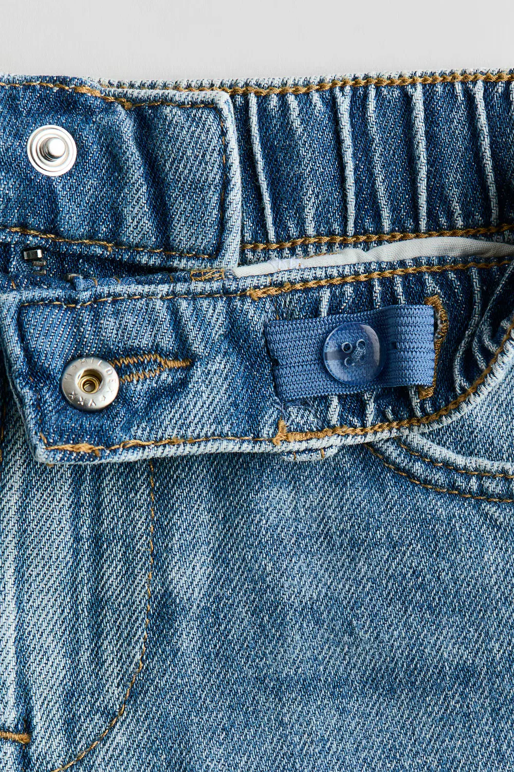 картинка Джинсовые шорты свободного кроя H&M, Helles Denimblau от магазина Одежда+