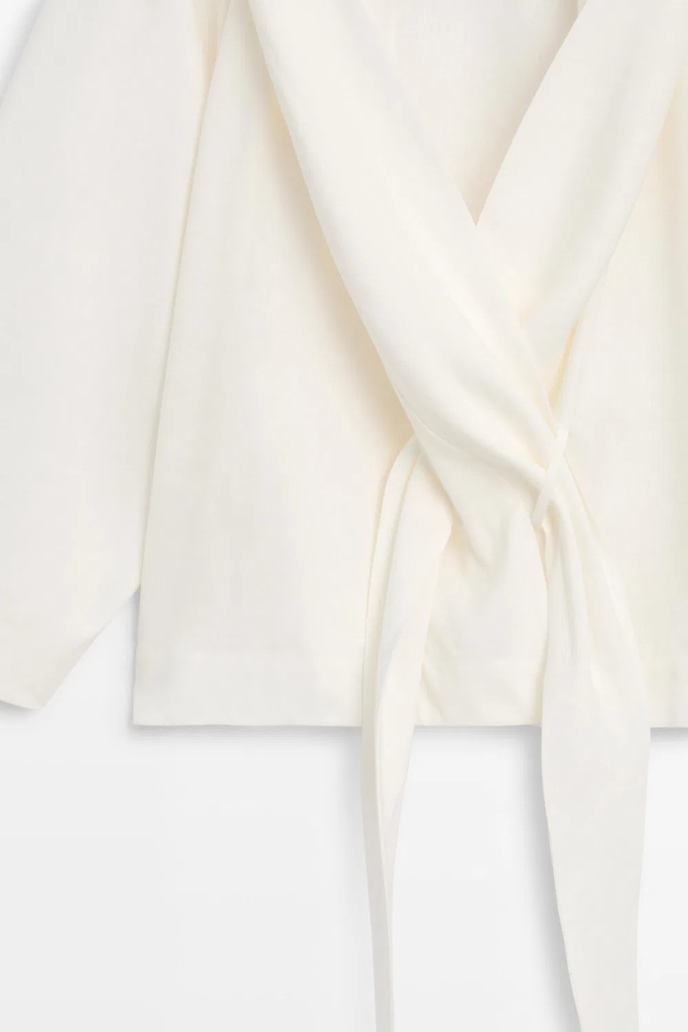 картинка Рубашка Massimo Dutti, струящаяся из льняной смеси с завязками, белый от магазина Одежда+