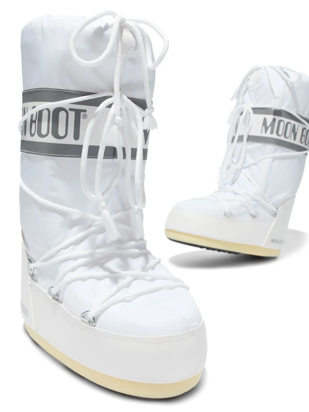 картинка Дутые сапоги Icon Moon Boot, белый от магазина Одежда+