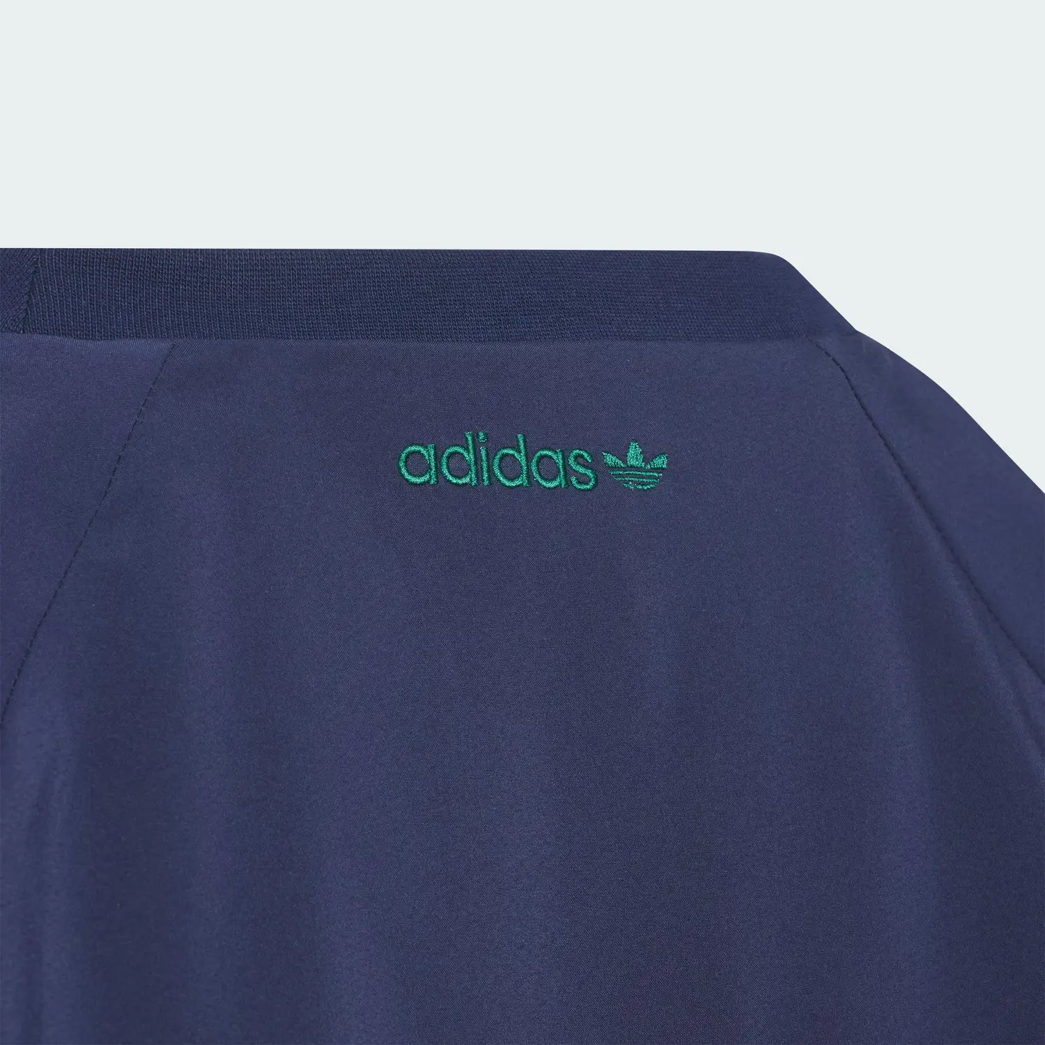 картинка Футболка FW24 Темно-индиго для подростков Adidas Originals от магазина Одежда+