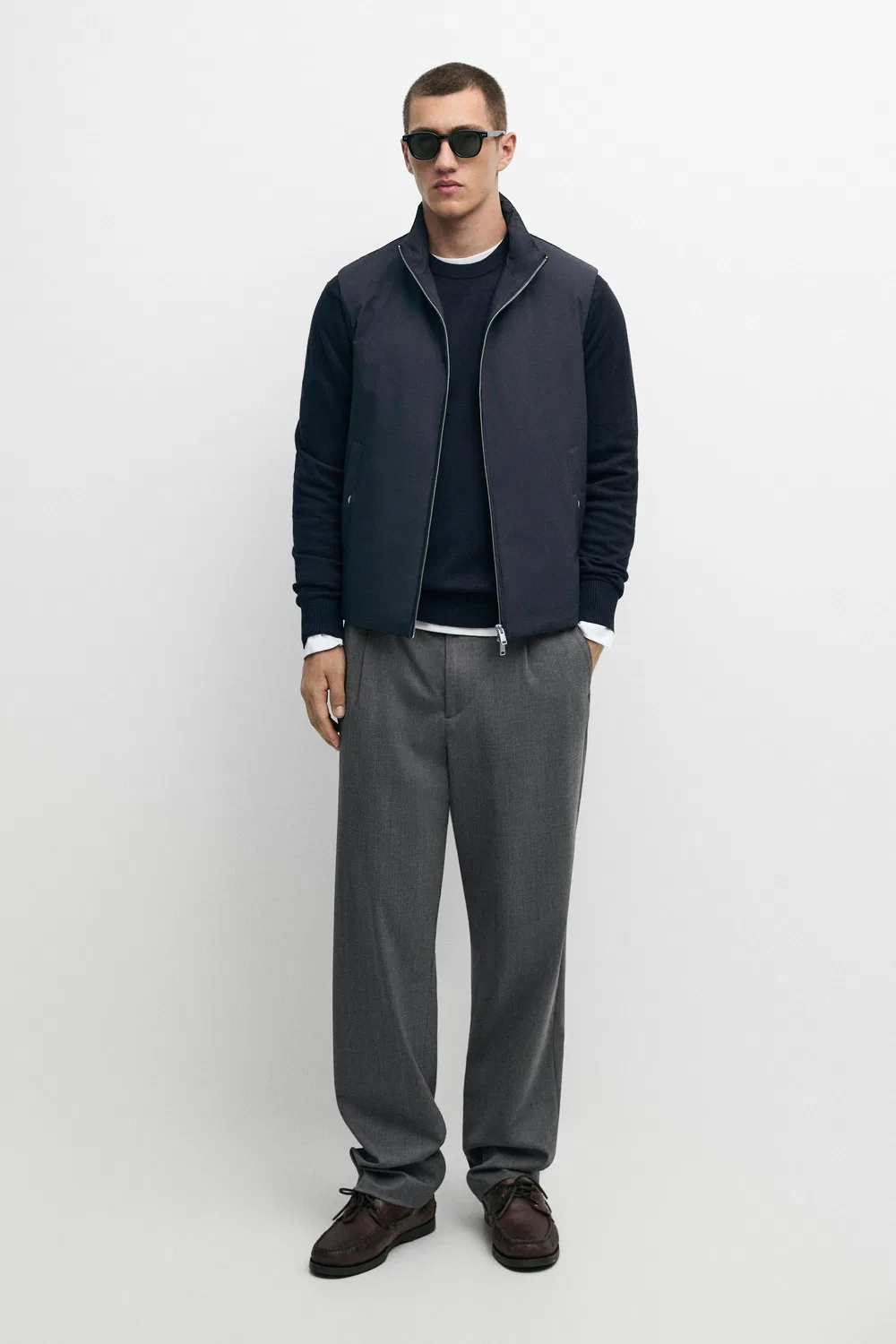 картинка Жилет Massimo Dutti Ultra-lightweight Water-repellent Down, темно-синий от магазина Одежда+