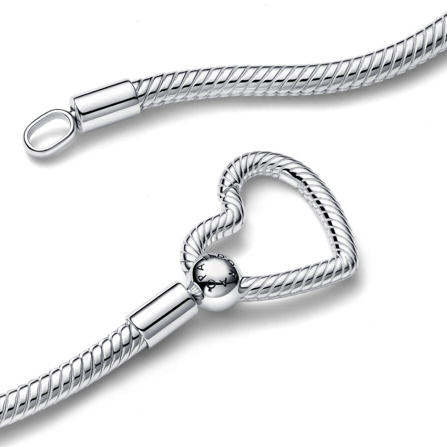 картинка Ожерелье Pandora Heart Closure Snake из серебра от магазина Одежда+
