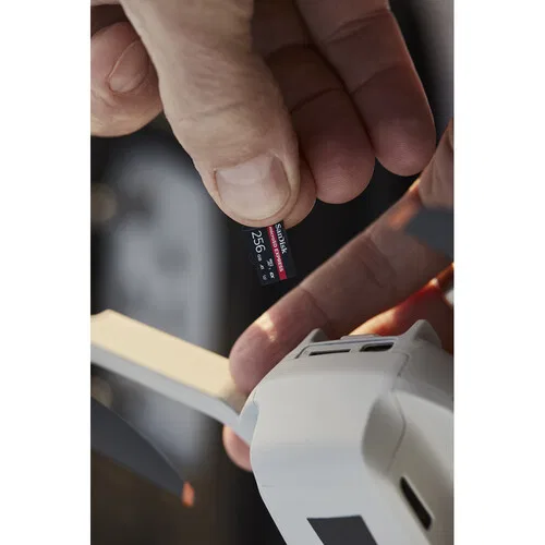 картинка Карта памяти SanDisk microSD Express 512 ГБ от магазина Одежда+