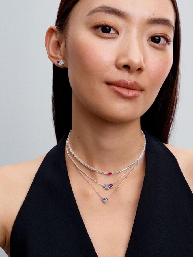 картинка Ожерелье Pandora Elevated Heart Necklace, стерлинговое серебро от магазина Одежда+
