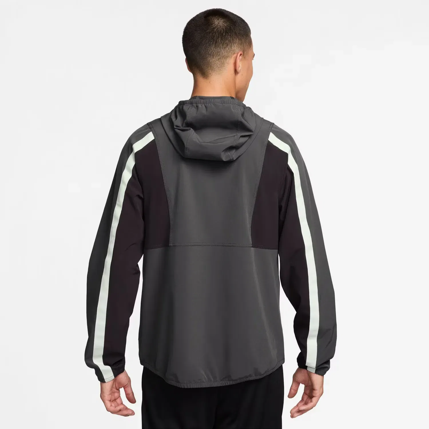 картинка Мужская футбольная куртка Strike+ Nike, Marrón от магазина Одежда+