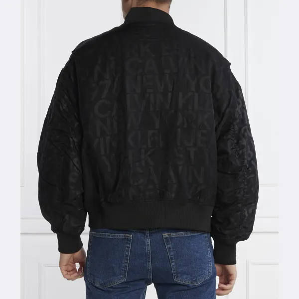 картинка Бомбер Calvin Klein Logo Aop Fashion, черный от магазина Одежда+
