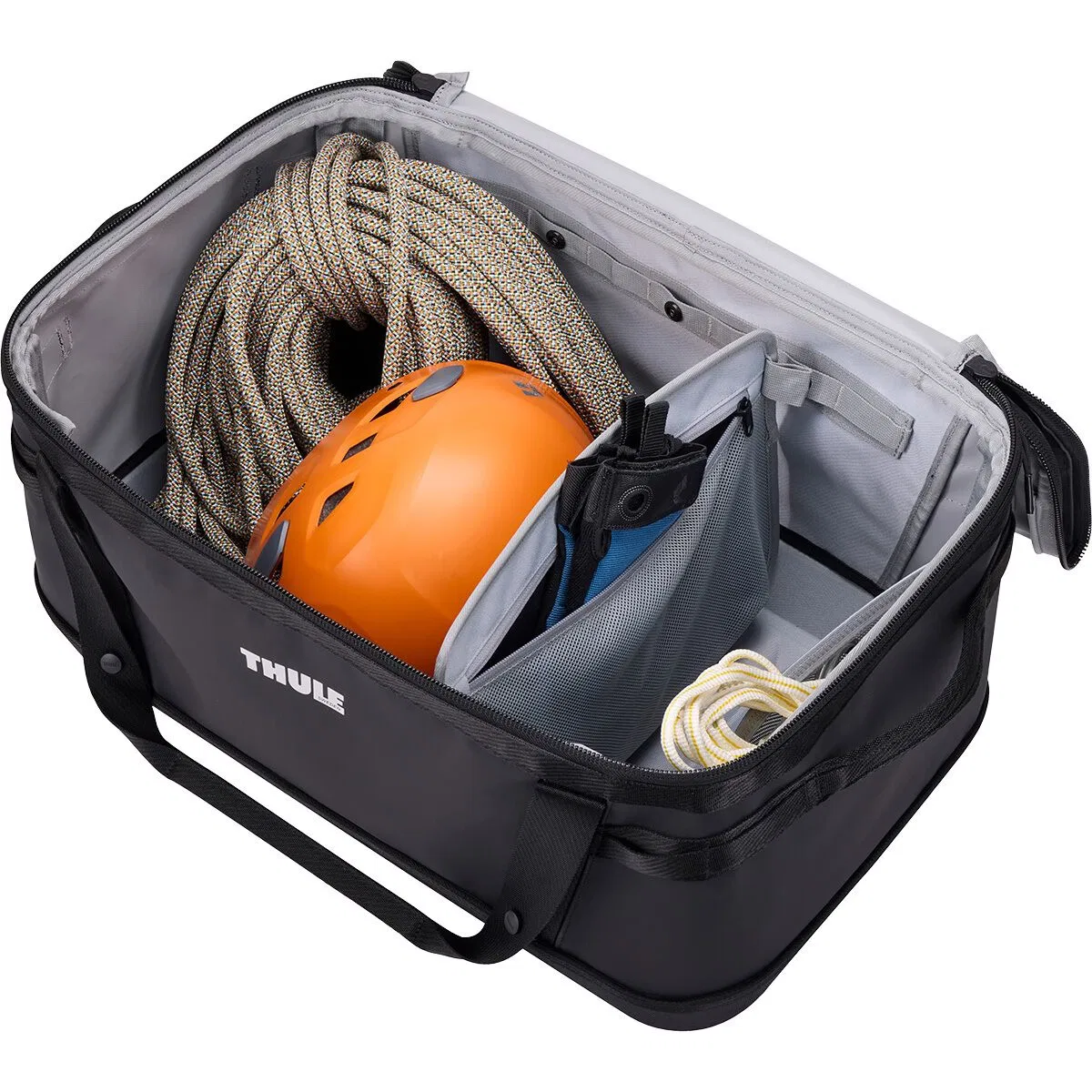 картинка Сумка-органайзер Thule Chasm 55L Gear Hauler, черный от магазина Одежда+
