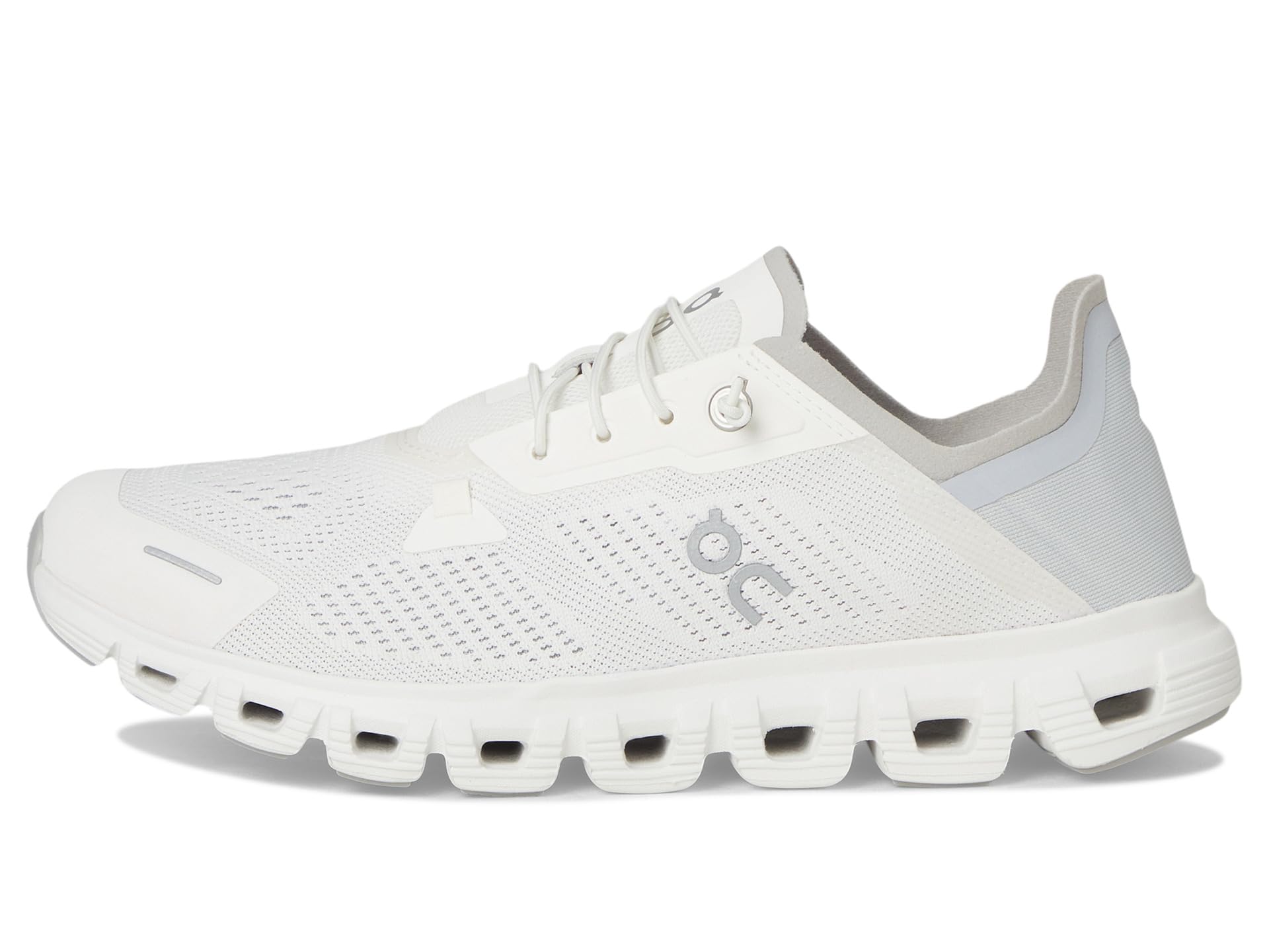картинка Кроссовки On Cloud 6 Coast White/Glacier от магазина Одежда+