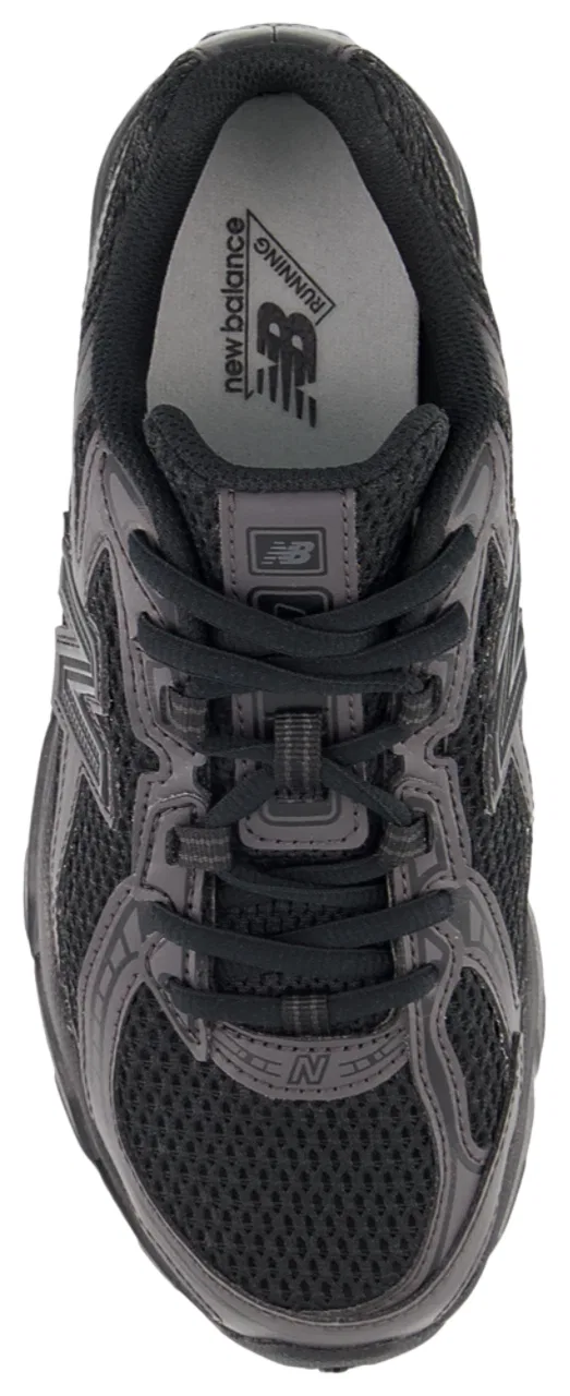 картинка Кроссовки для мальчиков 740 New Balance, черный от магазина Одежда+