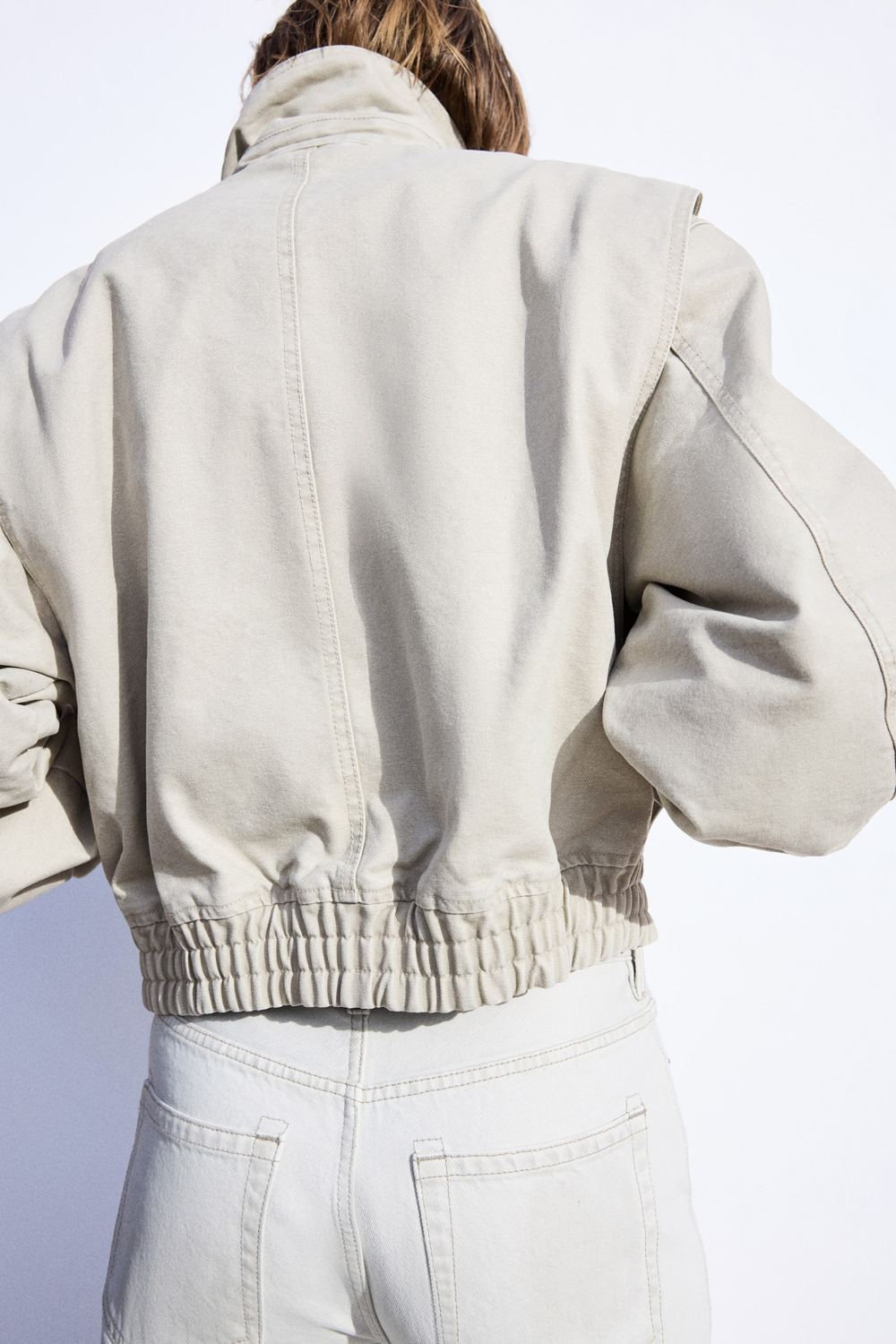 картинка Куртка H&M Padded Canvas, бежевый от магазина Одежда+