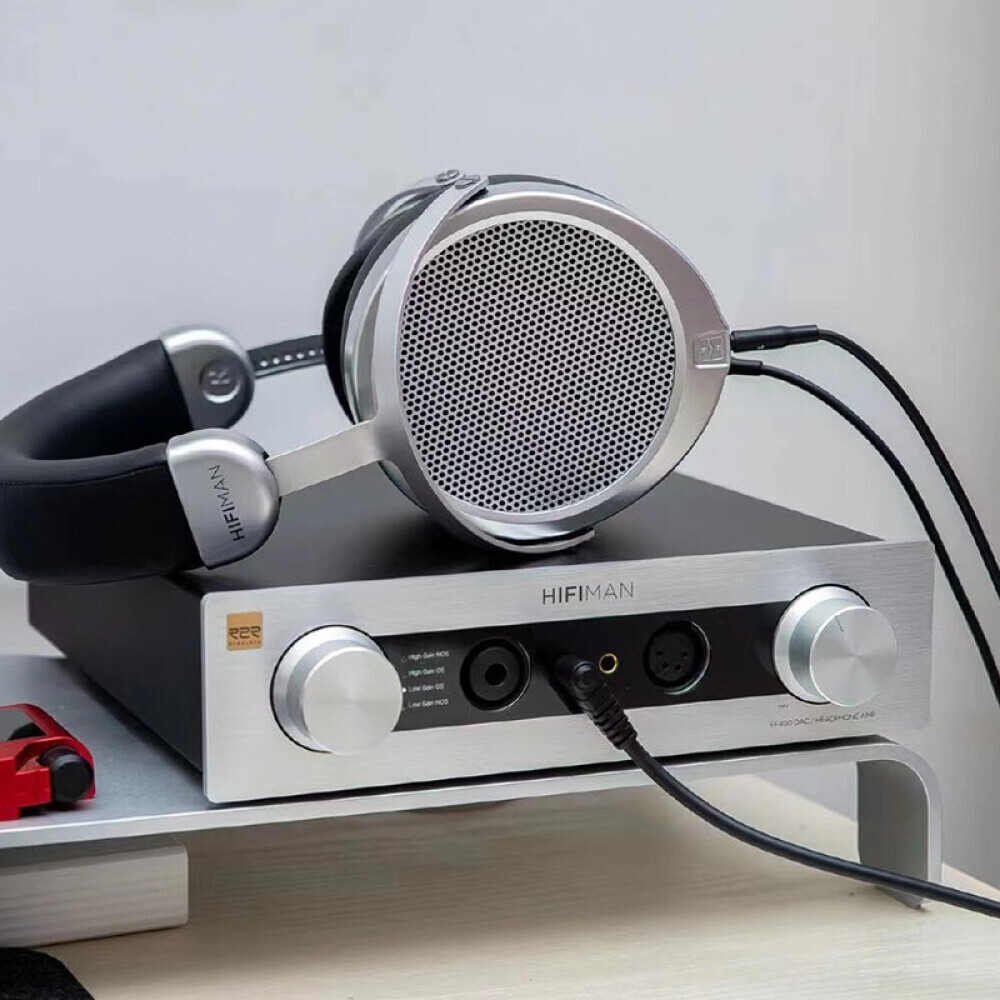 картинка Усилитель мощности HIFIMAN EF400 для наушников от магазина Одежда+