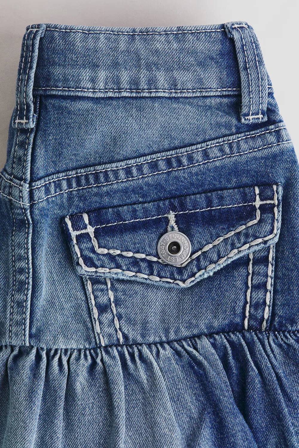 картинка Расклешенная джинсовая юбка H&M, Denimblau от магазина Одежда+