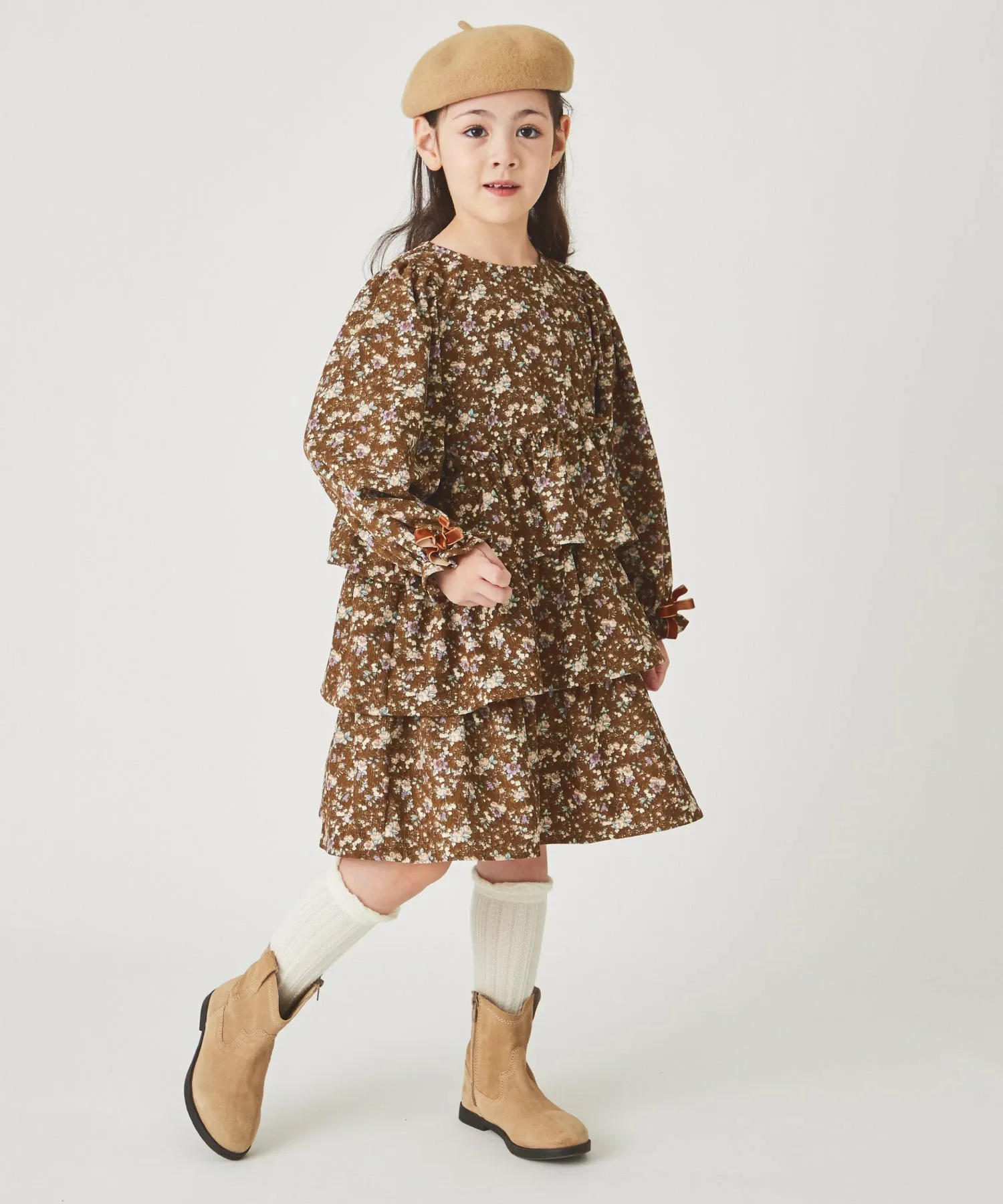 картинка Платье из вельвета с цветочным принтом Ever Closet, brown от магазина Одежда+