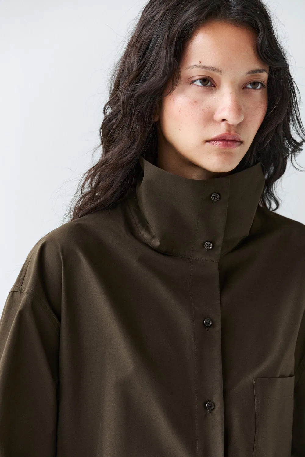 картинка Рубашка-куртка Massimo Dutti High Collar With Buckle Detail, хаки от магазина Одежда+
