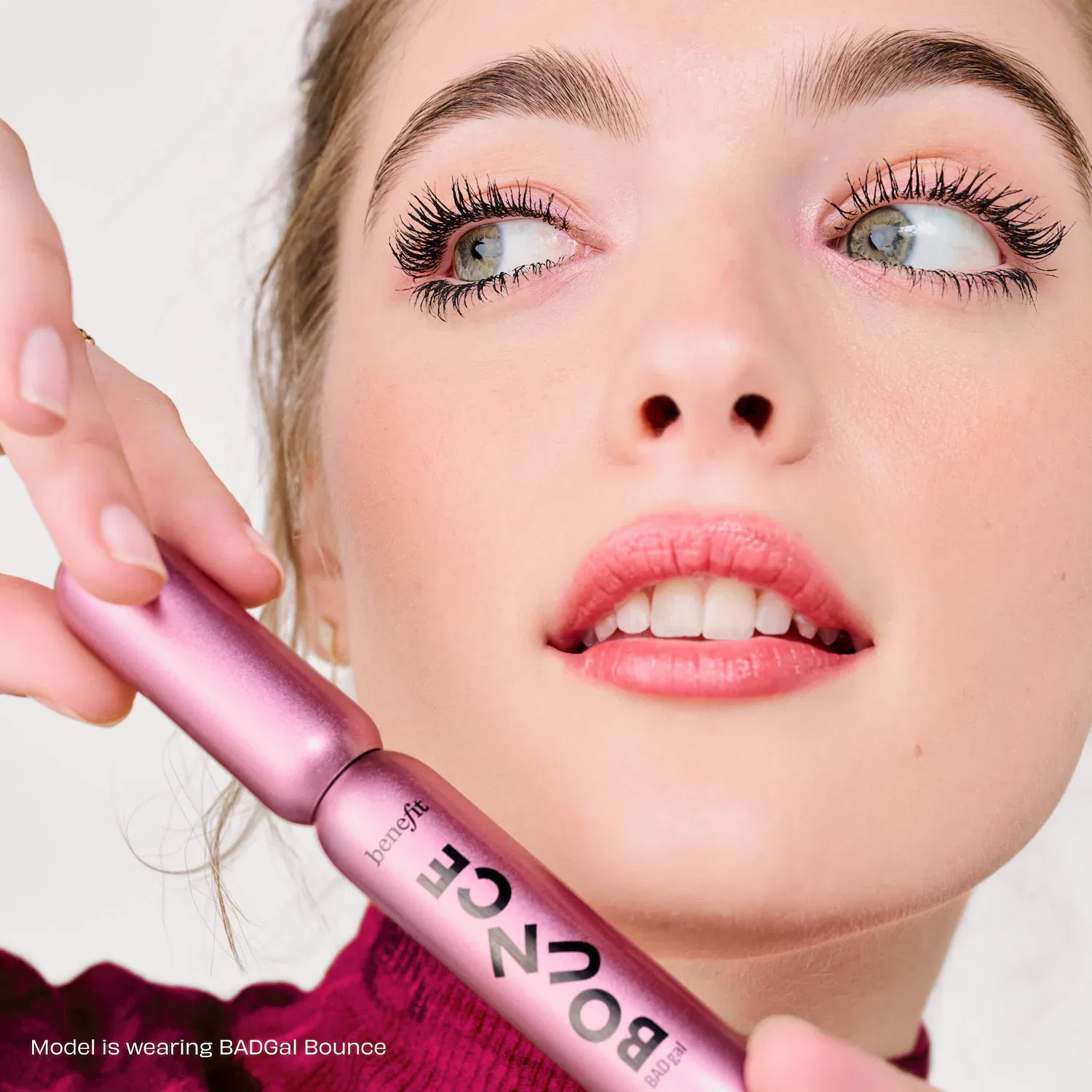 картинка Набор мини-косметики Benefit Cosmetics от магазина Одежда+