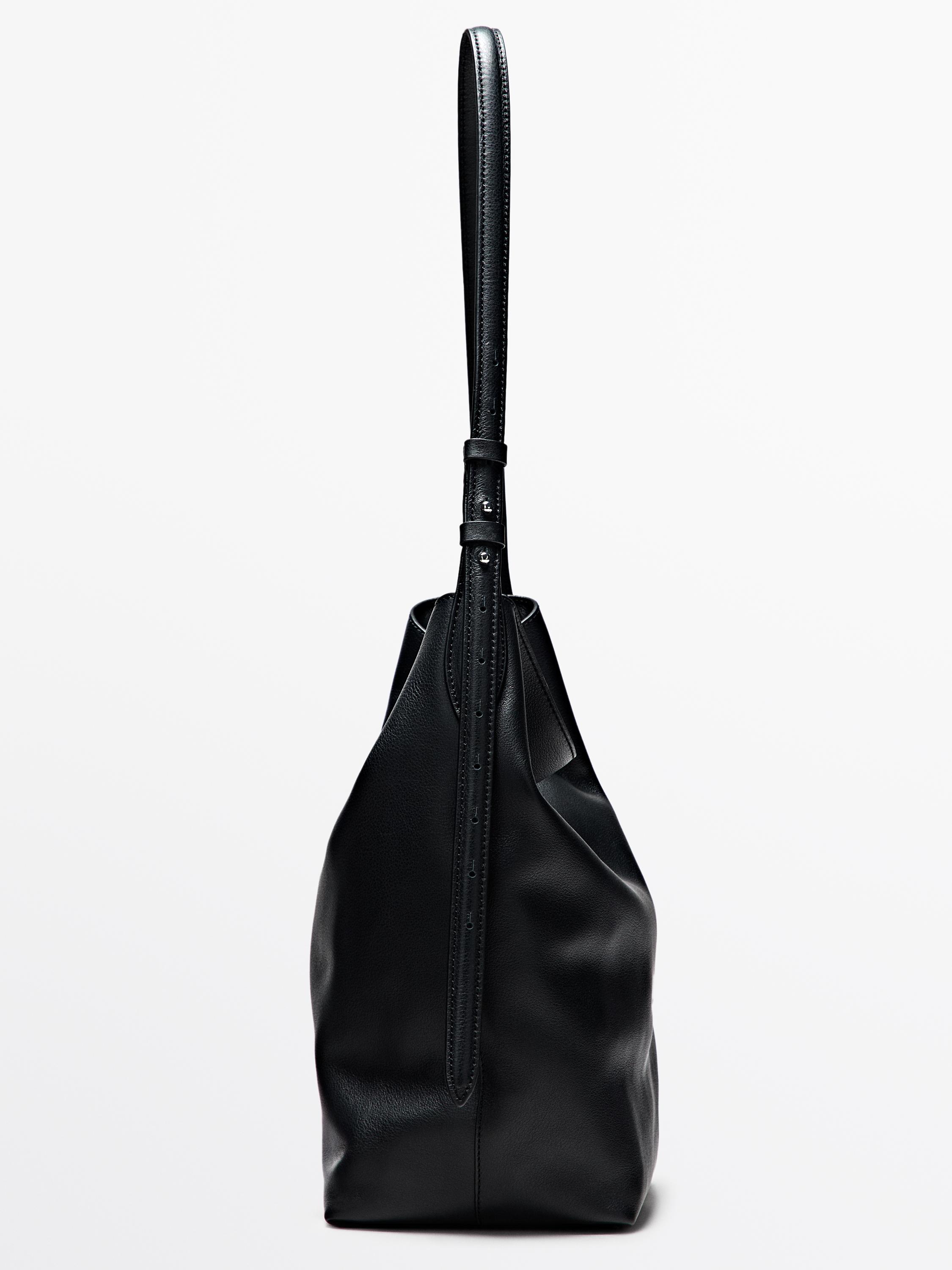 картинка Сумка Massimo Dutti Nappa Leather Bucket, Black от магазина Одежда+