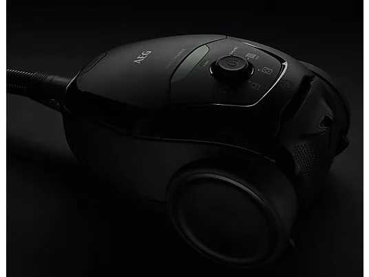 картинка Пылесос AEG VX82-1-ÖKO, черный от магазина Одежда+