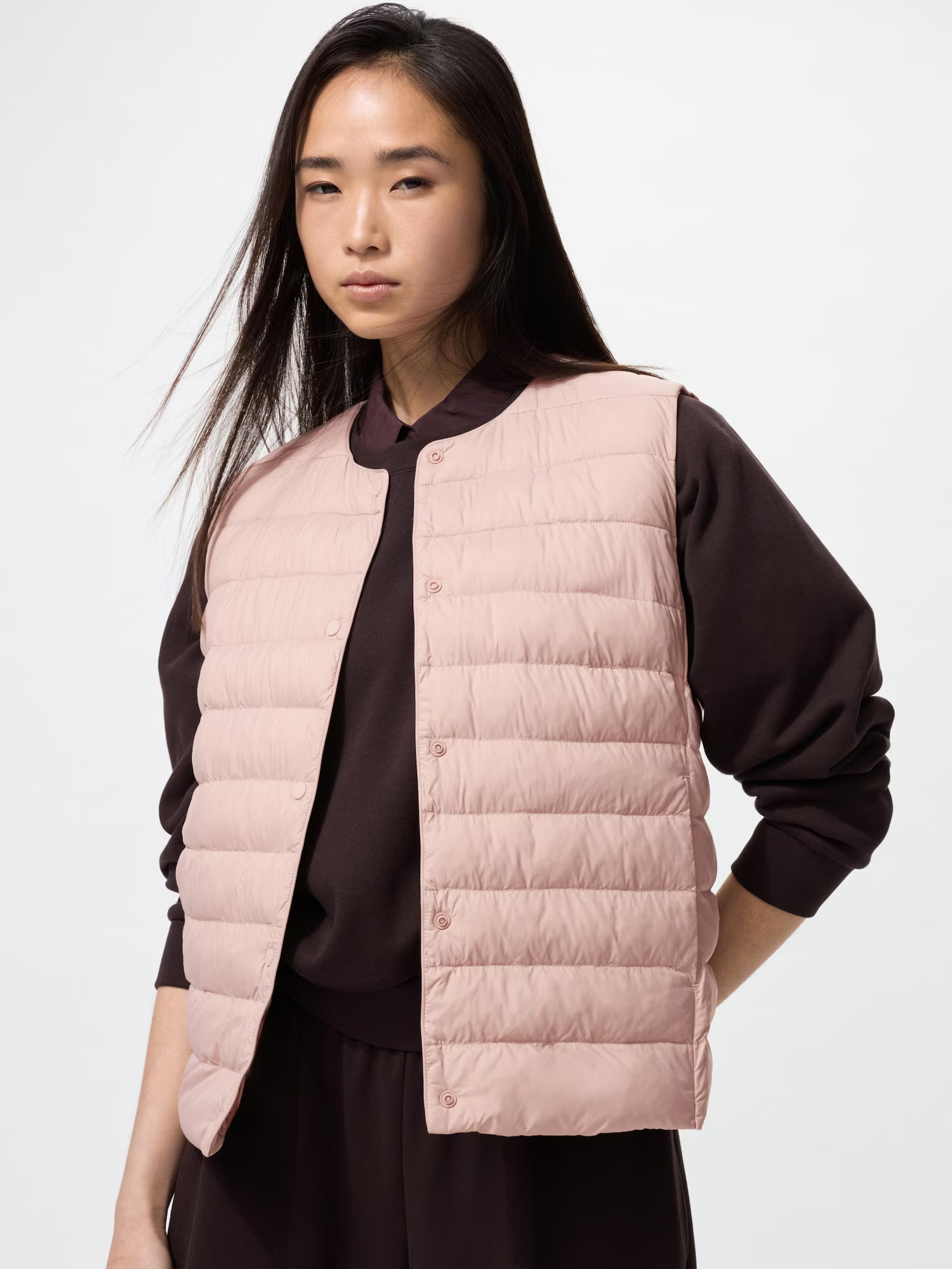 картинка Компактный жилет Uniqlo Puffertech, розовый от магазина Одежда+