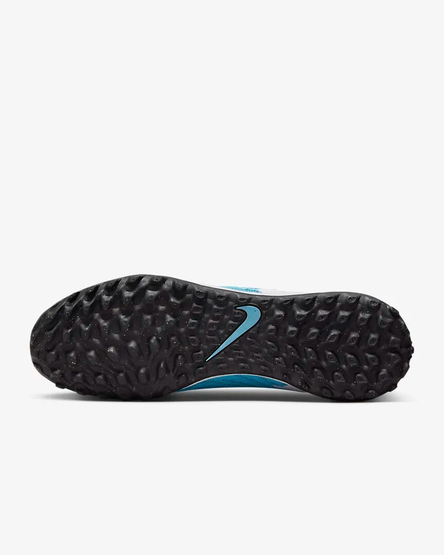 картинка Футбольные кроссовки Nike Phantom GX Academy TF, белый/голубой от магазина Одежда+