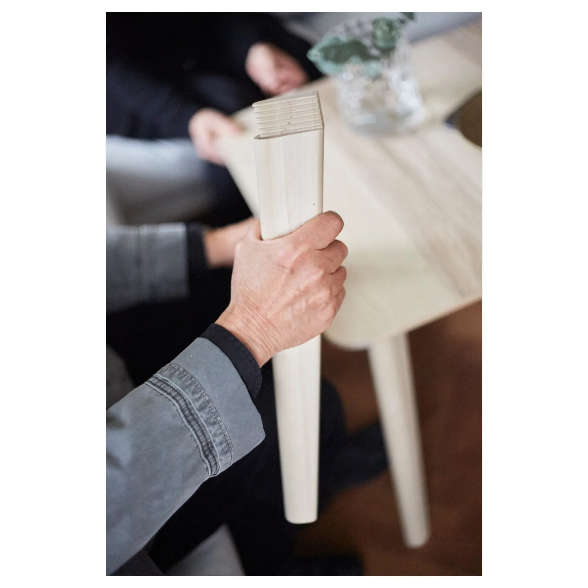 картинка Кухонный стол Ikea Lisabo 140х78, шпон ясеня от магазина Одежда+