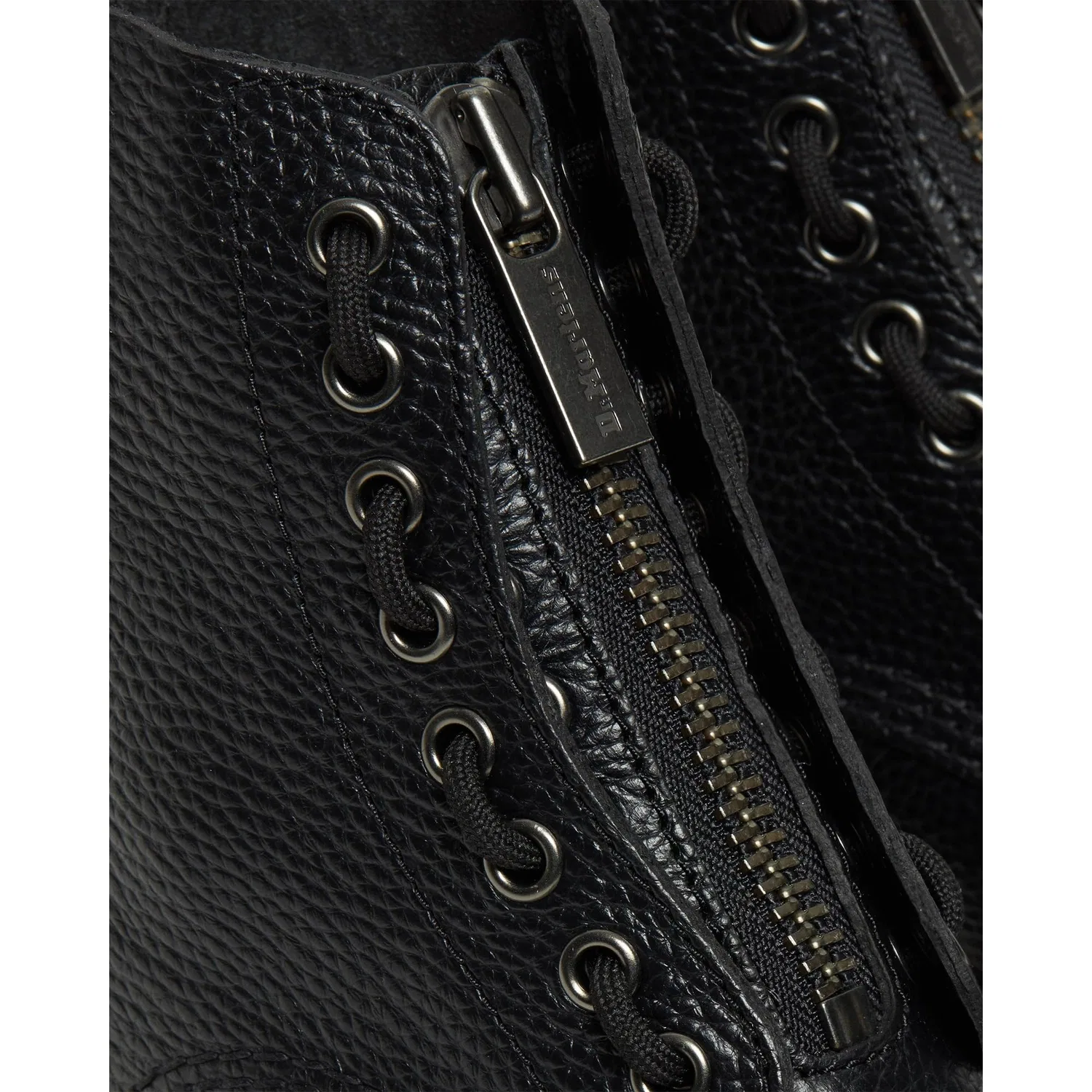 картинка Ботинки женские Dr. Martens Sinclair, на платформе, черные от магазина Одежда+